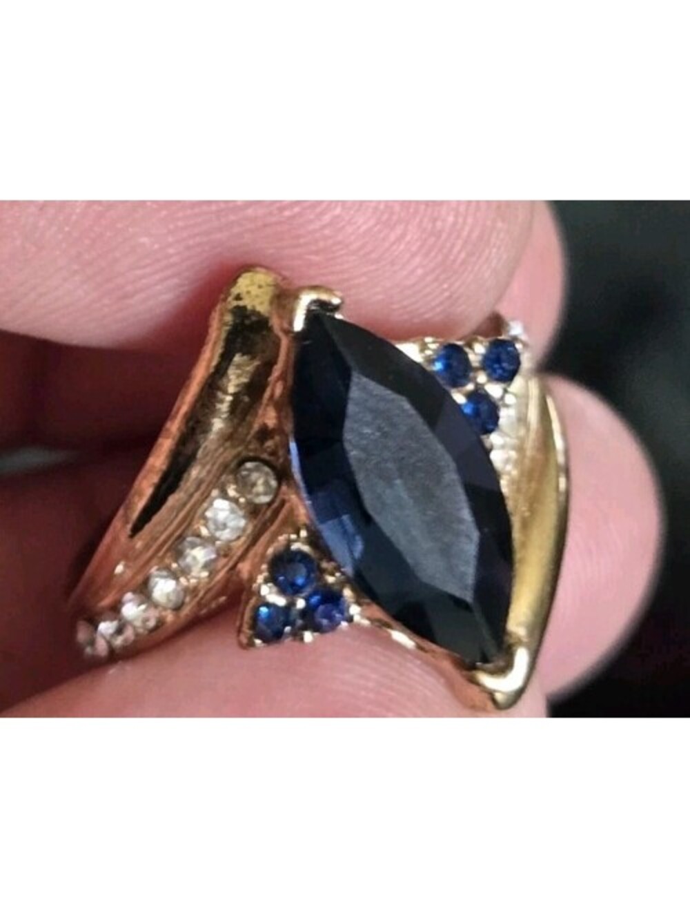 Blue Cut Glass Or CZ? Stone Goldtone Sz 7.5 With Pave Rhinestones Stunning!
